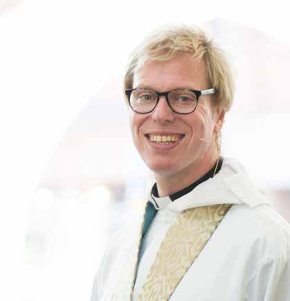 Öppna för ett hopp som bär hoppet kan vara förrädiskt. Vissa av oss hoppas på det omöjliga ett helt liv och glömmer att leva under tiden.