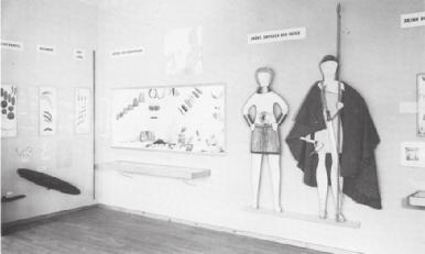 Kulturarvens speglingar 81 Statens Historiska Museum. Tiotusen år i Sverige. Bronsålderssalen. Skådesamling, Andreas Oldeberg och Elias Svedberg 1943. Foto: Riksantikvarieämbetet ATA.