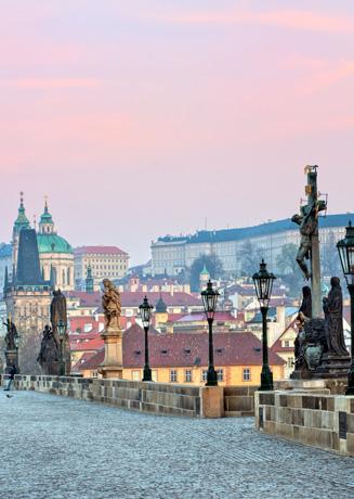 I ett unikt samarbete mellan PRO, ABF och den egna resebyrån PROmedlemsresor erbjuds din PRO-förening att starta en resecirkel under namnet Res & Lär. Välj mellan städerna Prag, Kraków och Berlin.