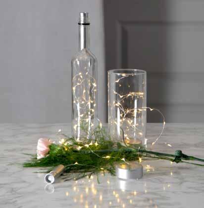 nr: 728-55 Lysande Hund 22 cm hög. Akryl. 20 vita LED.