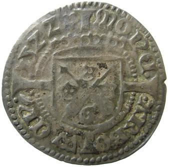 En omdebatterad typ med högre vikt och trekronorssköld har ibland tolkats som ½ öre (fig.