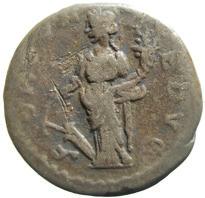 Rom, denar 150-152 e.kr. 2,74 g. Åtsida: [IMP] CAES T AEL HADR ANTONINVS AVG PIVS PP. Lagerkrönt huvud åt höger. Frånsida: PAX (i exerg) - TR PO[T XIIII eller a b XV C]OS IIII.