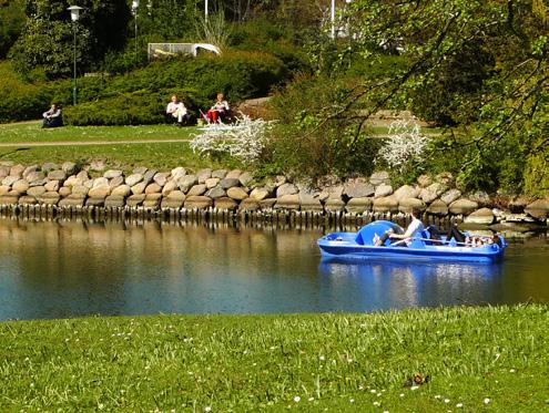 Program för utveckling av Malmös kanalrum: Översiktlig beskrivning och analys Kanotpaddling Trampbåtsuthyrning Picknick Fiske Folkhäng på båt och