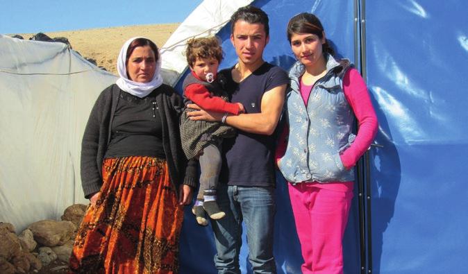 Hjälp till nödställda familjer i Irak I Irak har Rädda Barnen med hjälp av finska givare delat ut nödhjälp till över 20 000 människor som flyr från de konfliktdrabbade områdena.