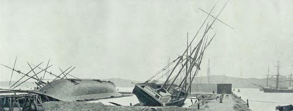6 Kölhalning även på Stocken under många år. Den gamla metoden att göra båtbotten åtkomlig för reparation, drivning eller målning, som användes före sliparnas tid, var kölhalning.
