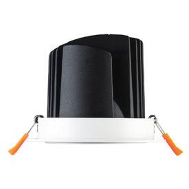 Watt Sockel Lumen Pris/st Vikt Ø L*B*H Ra Brinntid timmar Färg Art.