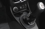 Utmana din omgivning Dacia Duster viker inte för något. Med förhöjd markfrigång och stora in- och utgångsvinklar har den alla 4x4-egenskaper som en riktig terrängbil ska ha.