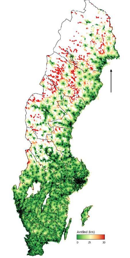 Avstånd till närmsta tätort för byggnader med hushåll och arbetsställen utan fiber I exempelvis Blekinge, Dalarna, Halland, Skåne och Västra Götaland finns mer än hälften av befintliga byggnader*