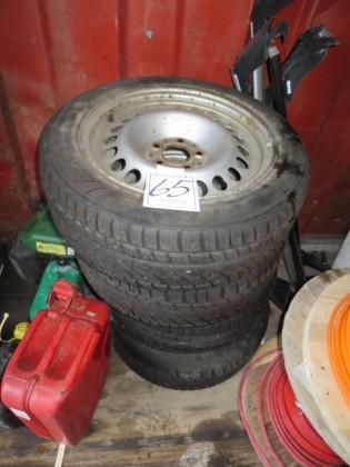 4st däck året runt, 205/55R16 1744-065