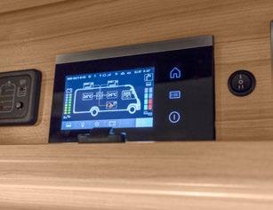 Med en knapptryckning körs TV-apparaten med full HD ut elektriskt ur sitt