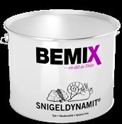 SNIGELDYNAMIT Expansivcement för tyst och effektiv spräckning Ibland kan konventionell sprängteknik inte användas för att ta bort stenbumlingar, bergklackar eller betongfundament, på grund av deras