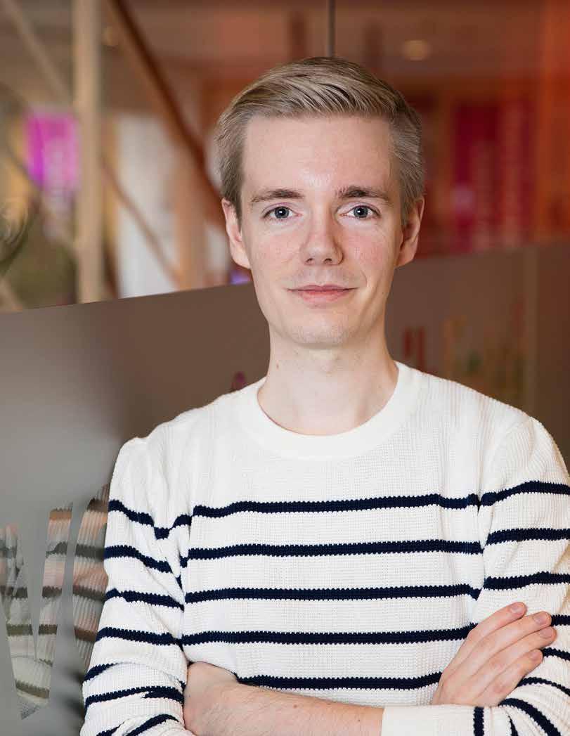 På universitetet Elde Hovland Student på Läkarprogrammet Det bästa med Läkarprogrammet är det korta avståndet mellan teori och praktik.