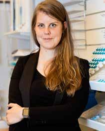 Optikerprogrammet En optiker är specialist på människans syn. Som optiker hjälper du människor till ett bekvämare seende och en bättre tillvaro.