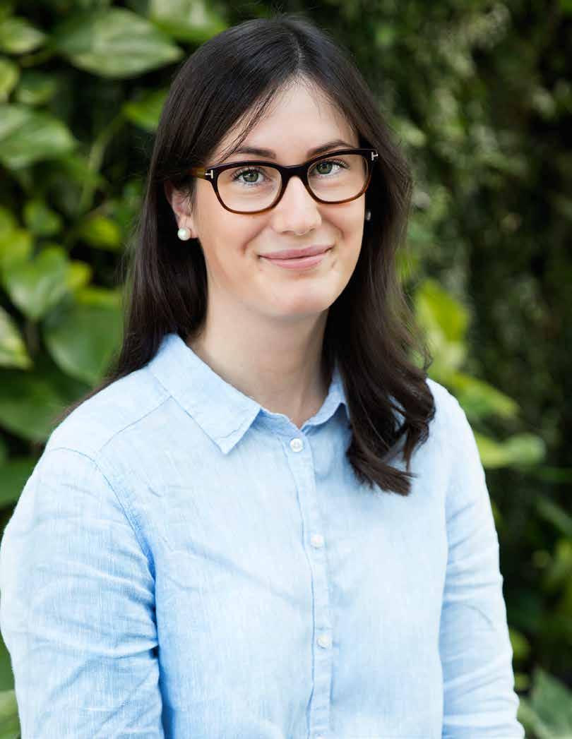På universitetet Rose-Marie Mårtensson Student på Optikerprogrammet Jag valde min utbildning främst för att jag ville hjälpa människor.
