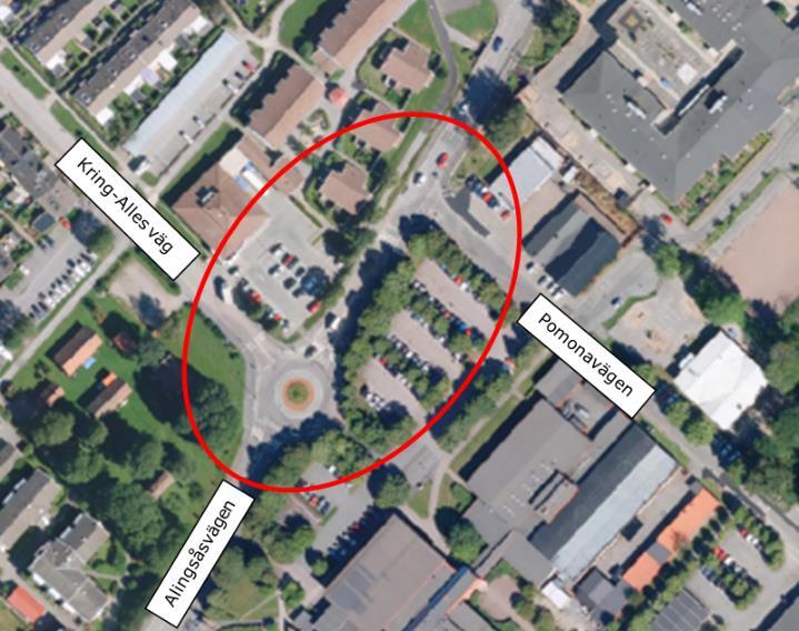 Till höger: Skiss över planerad placering av nya bostäder, skola, idrottshall, parkering och kulturhus.