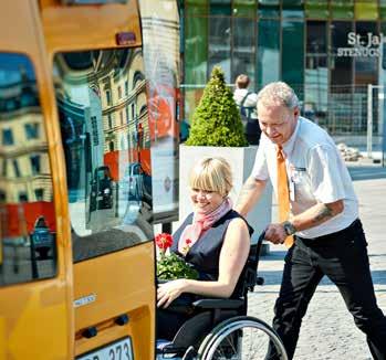 Serviceresefordon kan vara personbil eller specialfordon, allt beroende på hur ditt behov och ditt färdtjänsttillstånd ser ut samt om du har hjälpmedel.