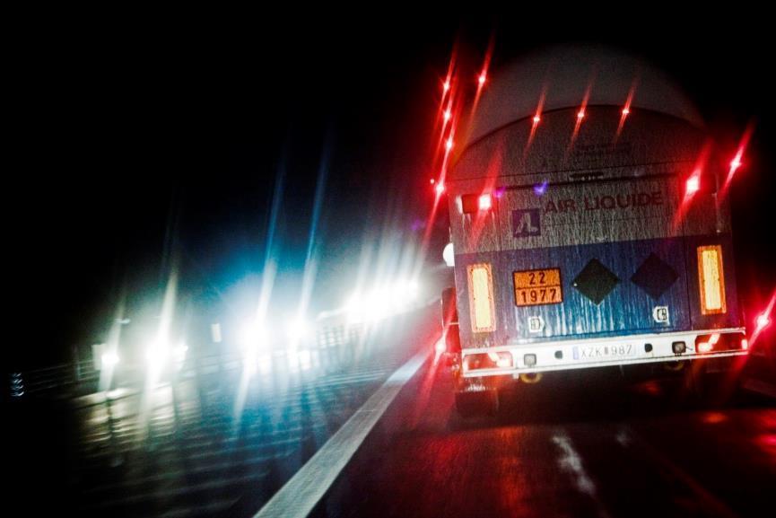 Skyddsavstånd till transportleder för farligt gods Översiktlig riskanalys av