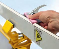 In such cases, it is worth taking the ski / snowboard to your ski shop, where the surface can be professionally ground for