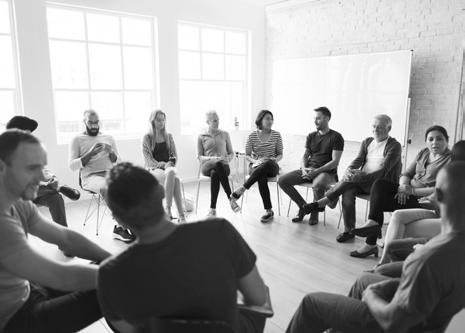 9 UTBILDNINGAR UTBILDNING I GRUPPSYKOTERAPI Den här utbildningen vänder sig till dig som vill utveckla dina kliniska och teoretiska kunskaper om grupper och gruppers utvecklingsprocess.