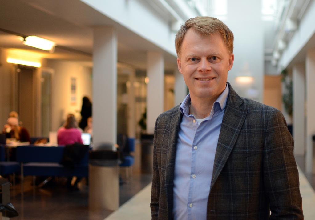 Expert > Anders Parment 16 Anders Anders Parment är verksam vid Stockholms Business School som forskare och lärare samt författare till flera böcker om generationer, senast 90-talister som