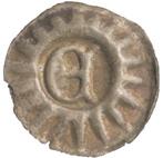 troligen ett torn. Svårtydd. LL XXVII:14? 0,40 g. 100 OKÄND MYNTORT.