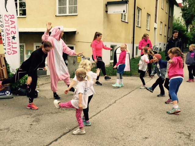 Tolvanloppet- Prova på Bamsegympa Under Tolvanloppet i Bromma såg All Star