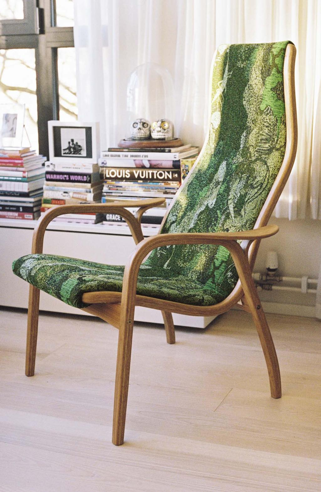 22 Lamino easy chair.