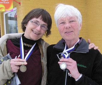 Skidmedaljer till Falun S Bra skidat i SPF av Karin Wetterhall och Eva Asplund PF Falubygden fick två medaljer när SPF:s skidmästerskap avgjordes i delar av Vasaloppsspåret.