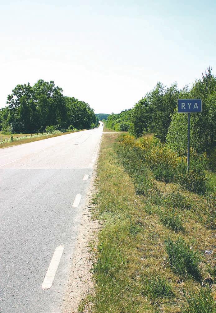 9 En resa i stilla lunk bortom motorvägen Trött på att åka motorväg med långtradare efter långtradare och