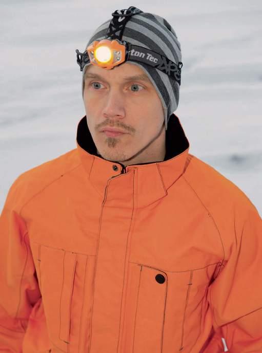 Ingen taklampa i världen kan ersätta en bra punktbelysning! Av: Stefan & Togga Så här när vintern närmar sig och solen visar sig allt mer sällan är behovet av ljus som störst.