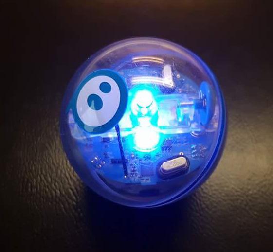 Vad är det för skillnad på en Bee-bot, en Blue-bot och en Ozobot? Vad kan en Sphero göra?