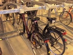 Cykeln står kvar oskadd när man kommer tillbaka från resan eller shoppingturen.