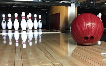 After Work Bowling och Buffé Plats: Ängelholms