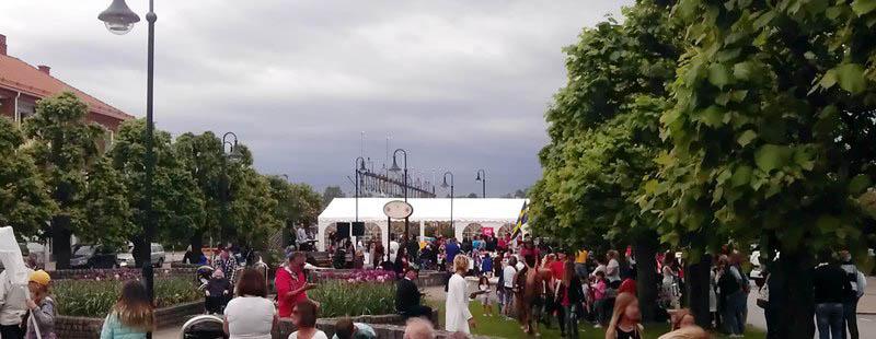 Idag finns en mycket centralt belägen parkering söder om Järnvägsparken som SJ hyr ut till sina resenärer. Marken ägs av Allbohus. Ett avtal finns med Jernhusen.