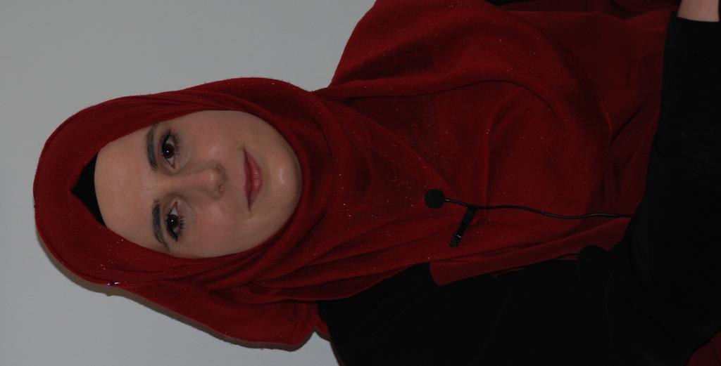 Emila Deumić, Finland MÖJLIGHET TILL ARBETE OCH ETT BÄTTRE LIV Emila Deumić kom 2008 tillsammans med man och son i småbarnsåldern från Bosnien till Finland.