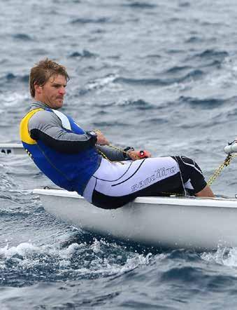 SVENSK SEGLING: KAPPSEGLING Guld och silver i Laser-EM Det blev guld till Jesper Stålheim i Laser Standard och silver till Josefin Olsson i Laser Radial vid EM på Gran Canaria i början av mars.