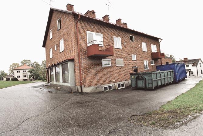 En bebyggelsehistorisk undersökning genomfördes med anledning av rivningen av moderna hyresfastigheter i flera av länets tätorter. Foto: Chrisina Thuné, Jlm.