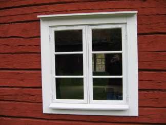 Nytillverkade fönster och fönsterfoder