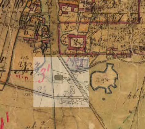 ligt en skifteskarta från 1810 befinner sig det aktuella undersökningsområdet utanför själva den bebyggda bykärnan (uppgifter från Lantmäteriet, Historiska kartor, jfr. fig. 3)