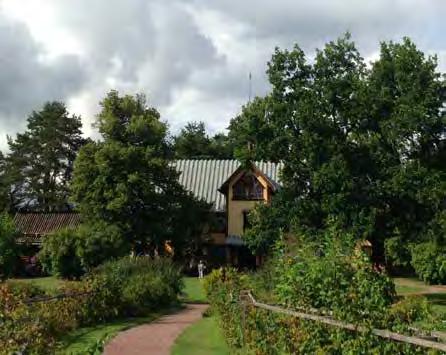 CENTRUM RIKTLINJER Bebyggelse För att värna Moras silhuett med kyrka, klockstapel och vattentorn i Utmeland får bebyggelse uppföras i upp till fyra våningar inom större delen (orange raster) av