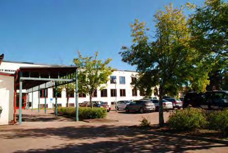 SKOLA Förskola och grundskola Det finns flera förskolor i tätorten och en del av dem är fristående.