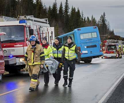 SÄKRA DIN KOMMUNIKATION RAKELDAGEN 2017 9 Samverkan över gränsen gör att vi förstår varandra Den 1 mars 2017 tog svensk-norsk gränssamverkan ett stort kliv framåt.