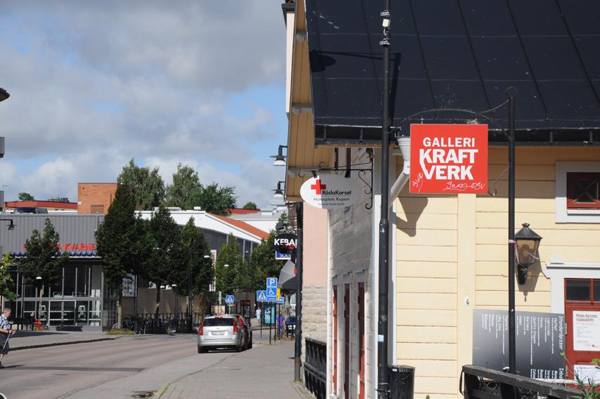 Omsorgsfullt utförd kan skyltning vara ett tillskott i utemiljön såväl som informativt för företagen. En attraktiv stadsmiljö har ett kommersiellt värde och kan bidra till fortsatt tillväxt.