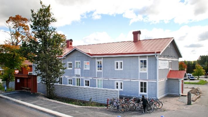 Hotell Ramudden Hotell Ramudden är ett nästan nytt hotell, med en helt nybyggd restaurang, som är beläget i Valbo, endast 10 minuters bilfärd från Gävles stadskärna.