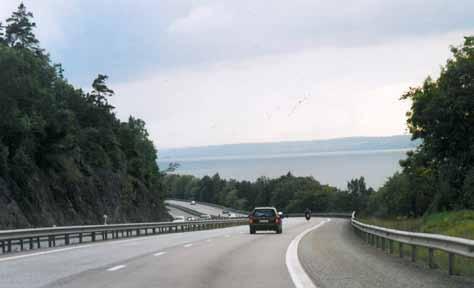 Väg - TRAFIKANTPERSPEKTIV Allmänt om väg går mellan Torneå i Finland till Helsingborg i Sverige och är landets näst längsta väg efter 5 med ca 160 mil inom Sverige.