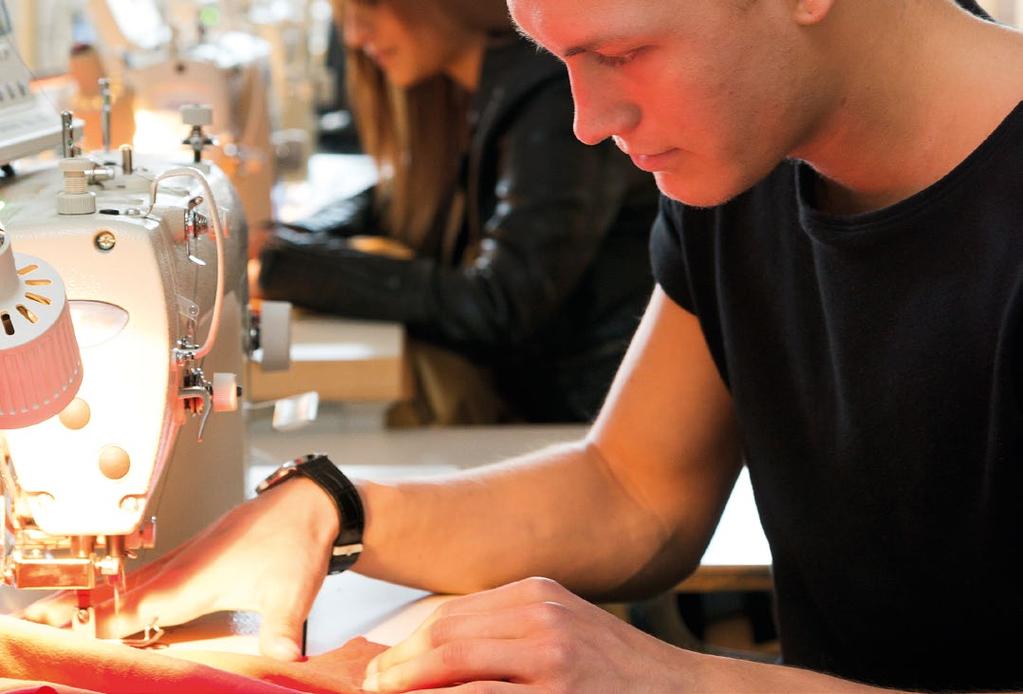 Tänkbara utbildningar efter examen är Textilhögskolan i Borås, Stenebyskolan, Nordisk