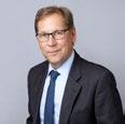 Ledande positioner inom Drott, Fabege och Skanska. Övriga uppdrag: Styrelseledamot i Castellum AB (publ), Bris och Slättö Förvaltning AB. Partner och styrelseordförande i Collegio AB.