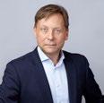 Susanne Blomberg Marknads- och försäljningschef. Ledande befattningshavare sedan 2015. Född: 1974. Utbildning: Ekonomie Magister Linköpings universitet.