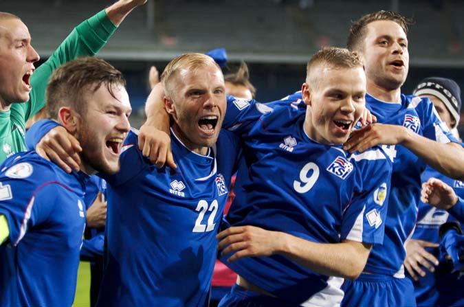 Gleðin ar mikil í Ósló - Hannes Þór Halldórsson, markörður, Aron Einar Gunnarsson, fyrirliði, Eiður Smári Guðjohnsen, Kolbeinn Sigþórsson, sem setti markamet skoraði í fimmta landsleik Íslands í röð,