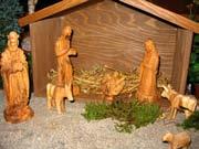 kl. 11.00 SAMLING VID KRUBBAN Sång och musik med Karin Hedenbo och flera. Nyårsafton 31 dec. kl. 11.00 SÅNG Kör och solister. JANUARI Söndag 7 jan. kl. 11.00 Jan Åberg. Nattvard.